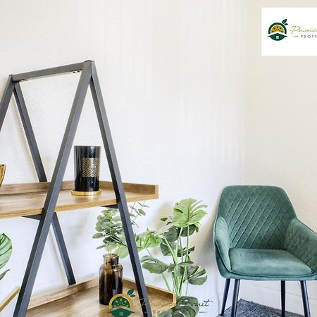 3 Bedroom Coventry House By Passionfruitproperties With Free Wi-Fi, Large Garden And Driveway - 52Nrc Ngoại thất bức ảnh